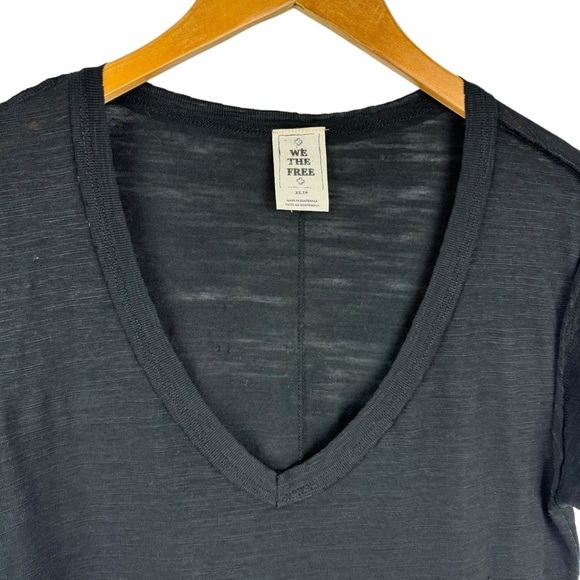 Free People We The Free Sundance Tee Top Black Slouchy V Neck Distressed Size XS - Picture 3 of 13